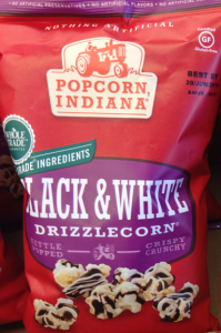 Popcorn Indiana gluten-free black & white drizzlecorn